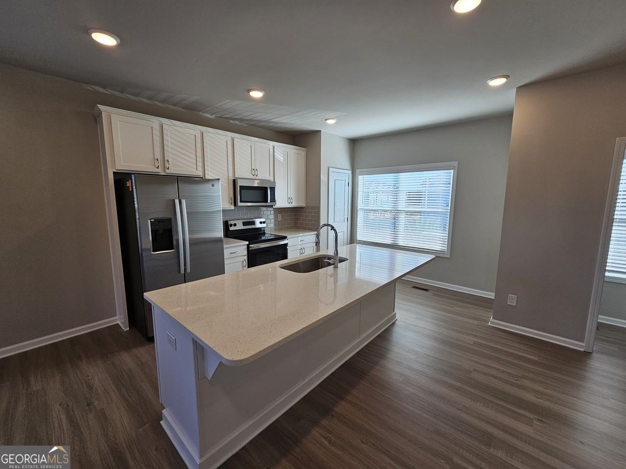 4 Silver Ln - Photo 7 of 20