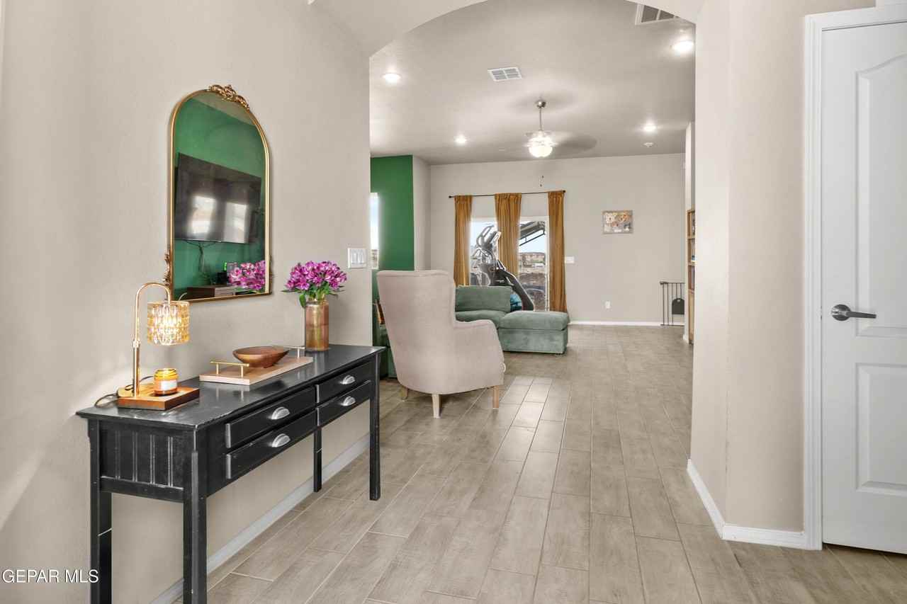12061 Hidden Gardens Pl - Photo 3 of 22