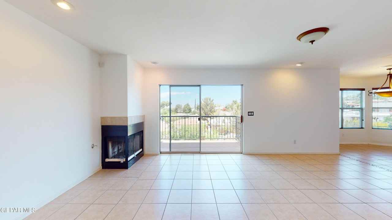 6256 Escondido Dr - Photo 3 of 33