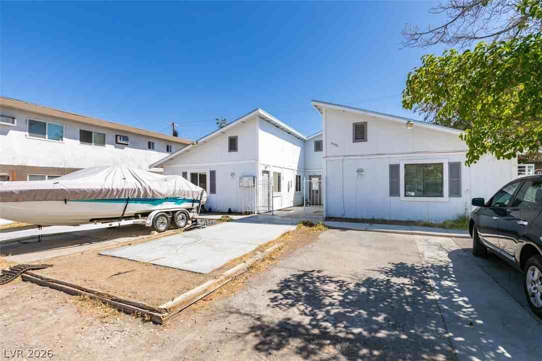 5806 Dodd St #D - Photo 2 of 26