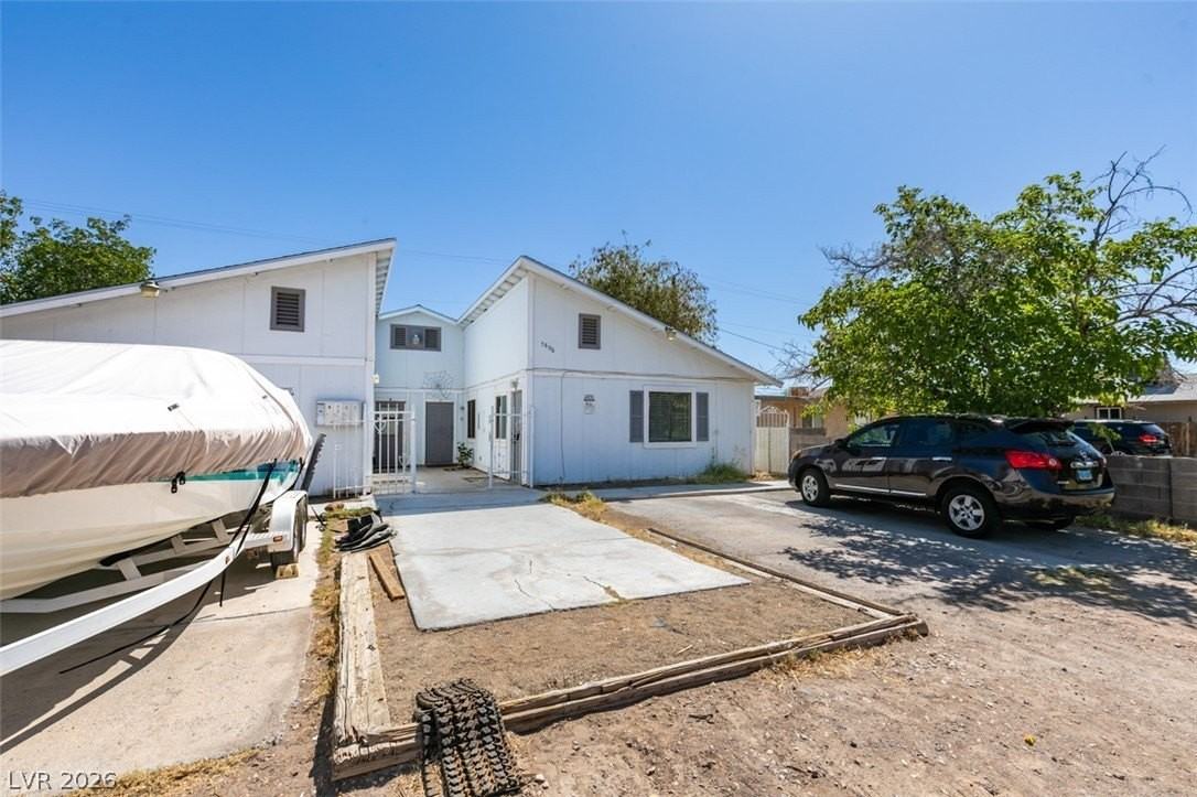 5806 Dodd St #D - Photo 3 of 26