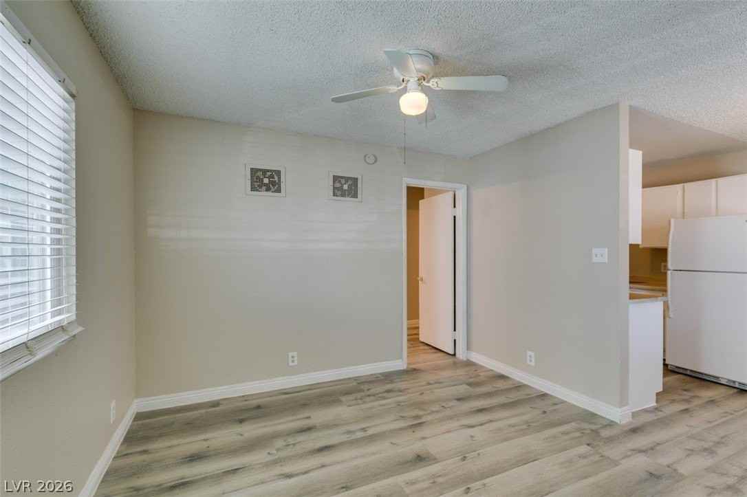 5806 Dodd St #D - Photo 7 of 26