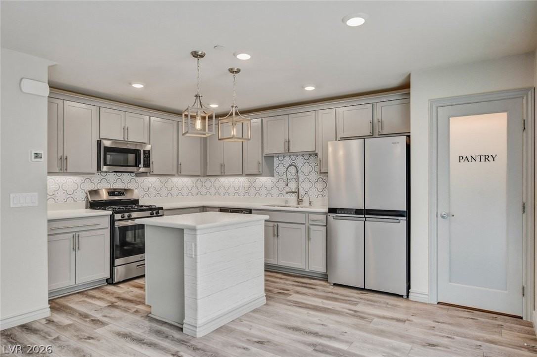 305 Quail Dove Ave - Photo 5 of 44
