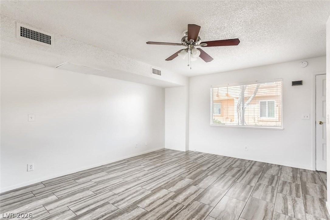 6227 W Washington Ave - Photo 6 of 28