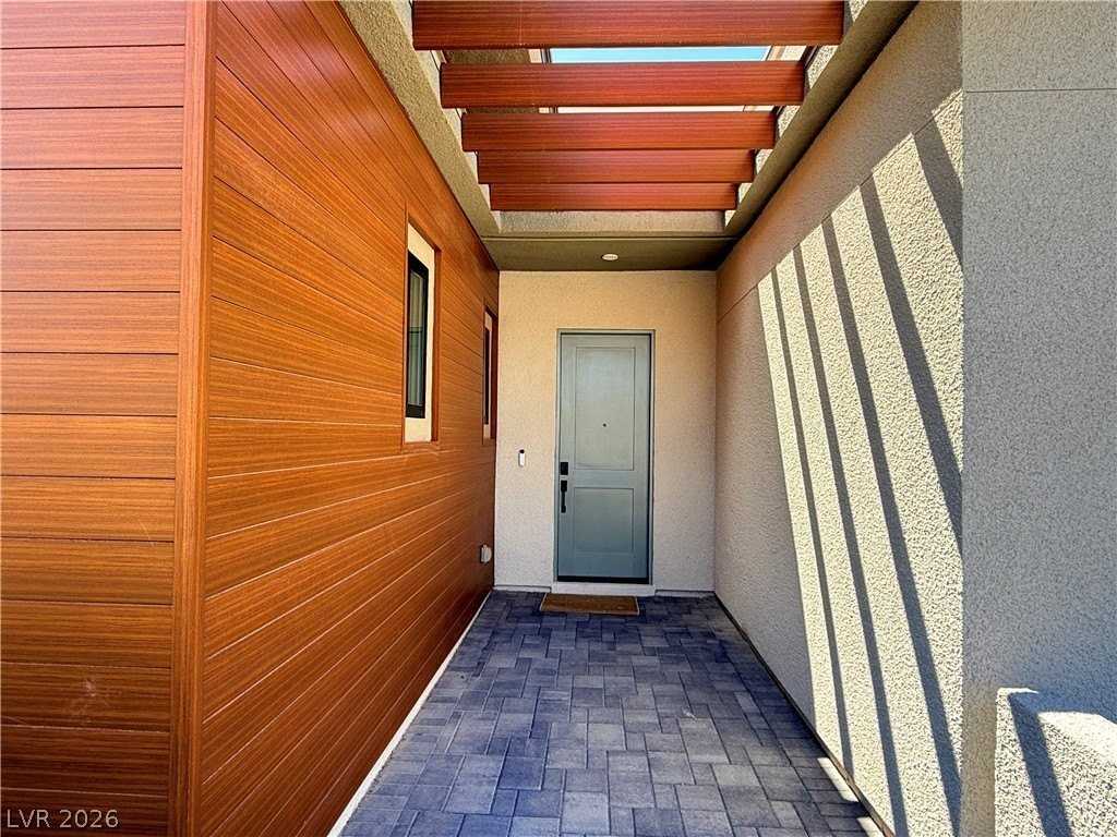5021 Sandline Ct - Photo 2 of 28