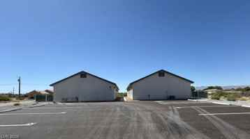 featured image of 1341 E Arrowhead St #4