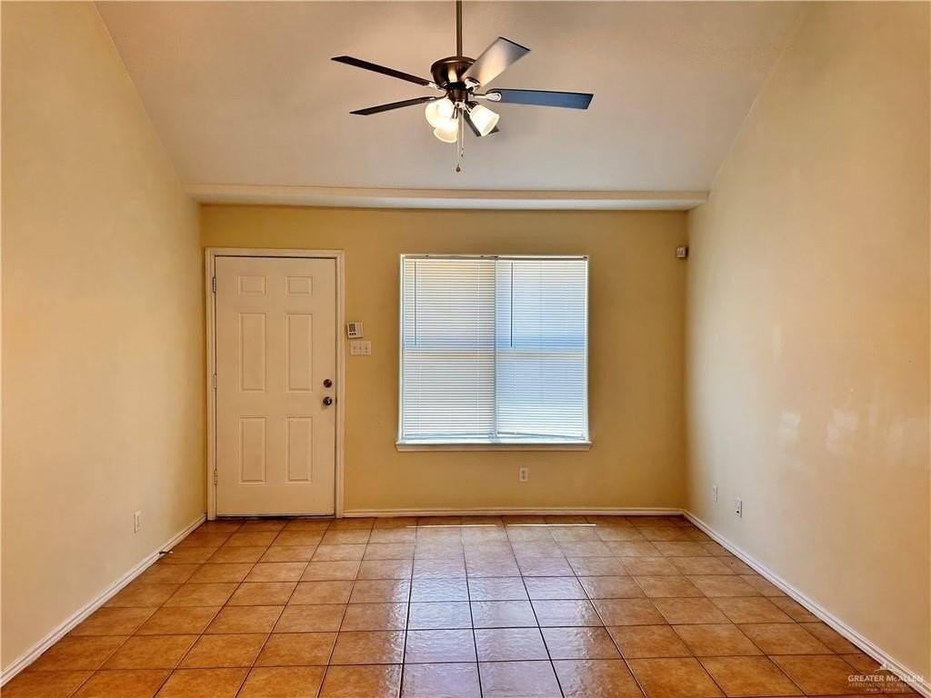 1913 W Western Dr #2 - Photo 2 of 12