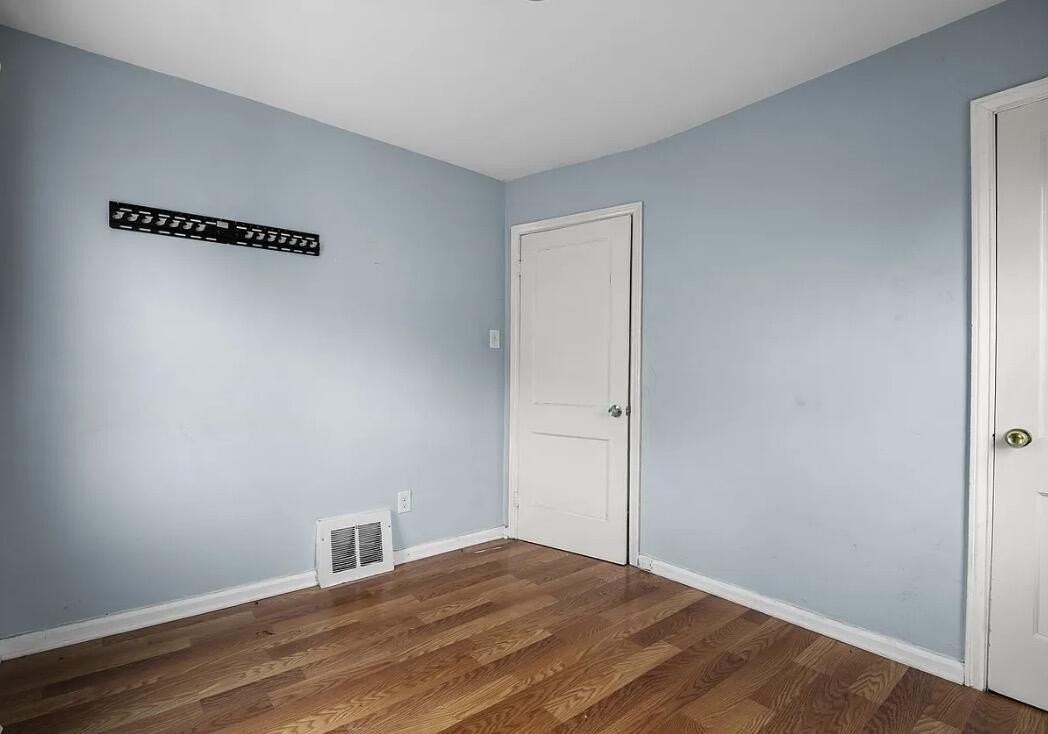 4049 Williams St - Photo 6 of 9