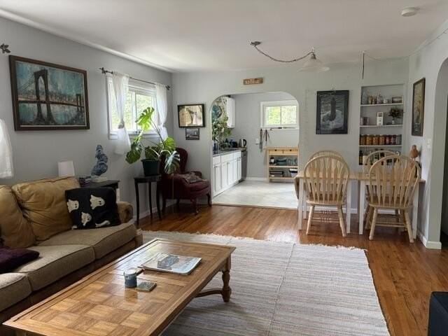 1334 Harpst St - Photo 3 of 14