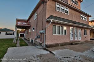 featured image of 528 S Main St