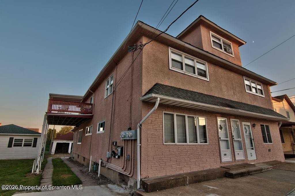 528 S Main St - Photo 3 of 26