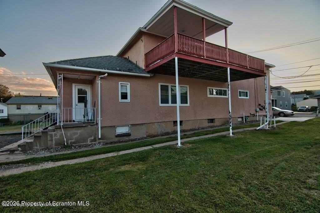 528 S Main St - Photo 5 of 26
