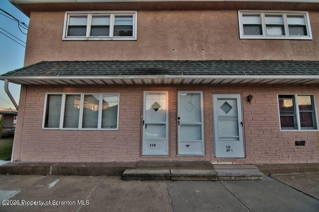 528 S Main St - Photo 7 of 26