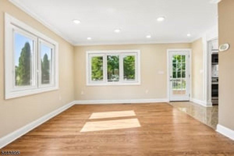 50 Lincoln Pl - Photo 4 of 24