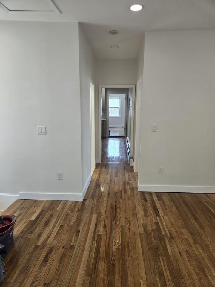 19 Oak St #2 - Photo 5 of 20