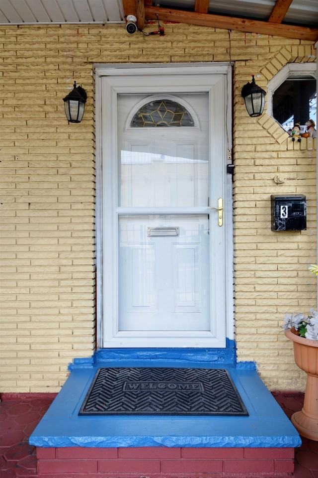 121 Garfield Ave #3 - Photo 2 of 27