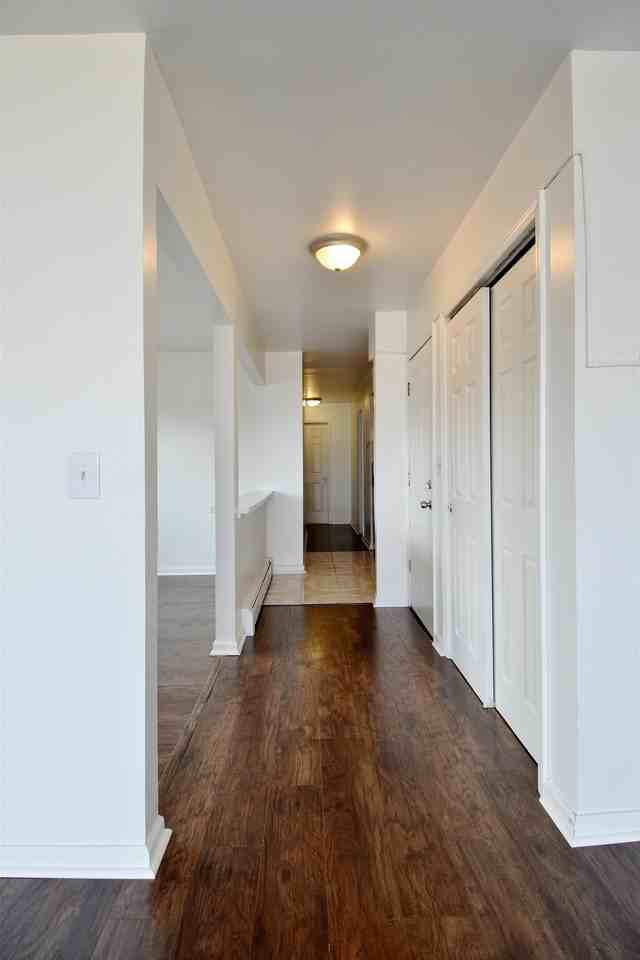 121 Garfield Ave #3 - Photo 7 of 27