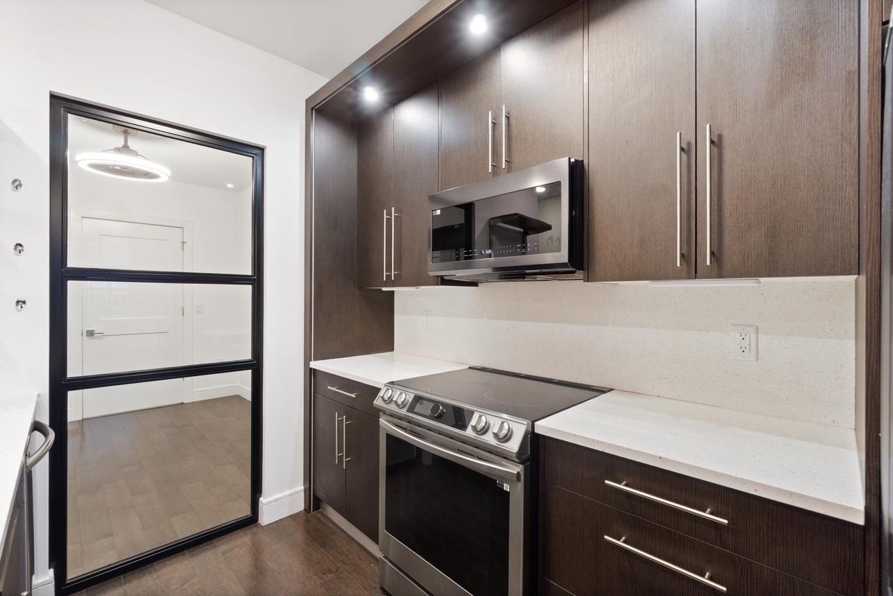 6401 Park Ave #402 - Photo 5 of 35
