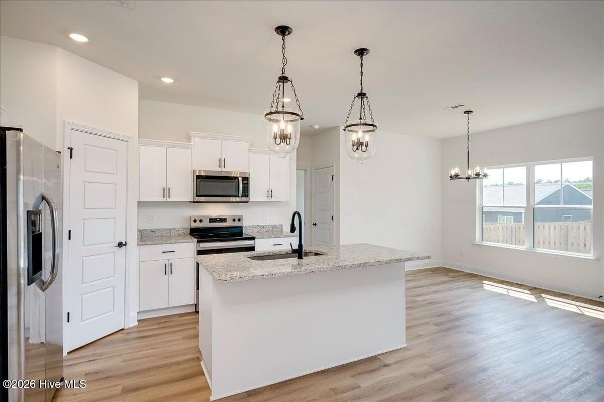814 Sweetgrass Cir - Photo 4 of 22