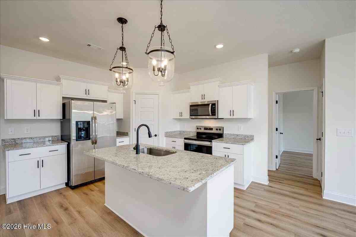 814 Sweetgrass Cir - Photo 5 of 22