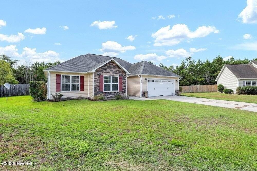 202 Marsh Haven Dr - Photo 3 of 26