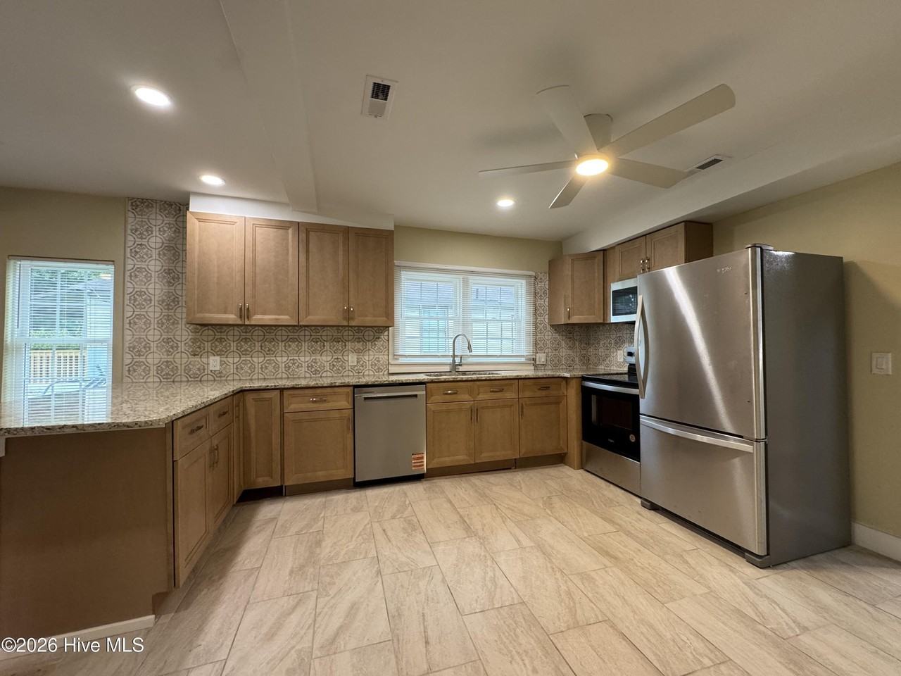 1407 Norman St - Photo 7 of 22