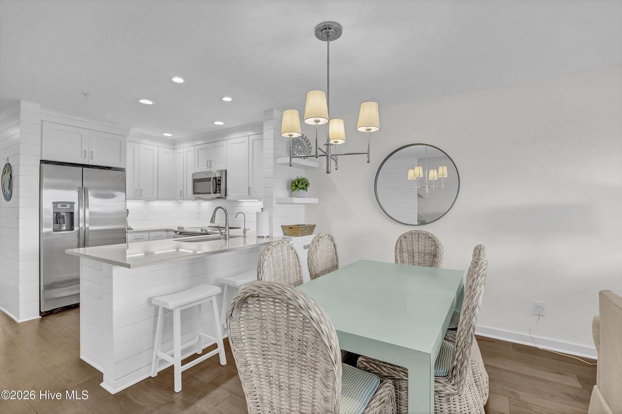 2307 N Lumina Ave #D - Photo 5 of 33