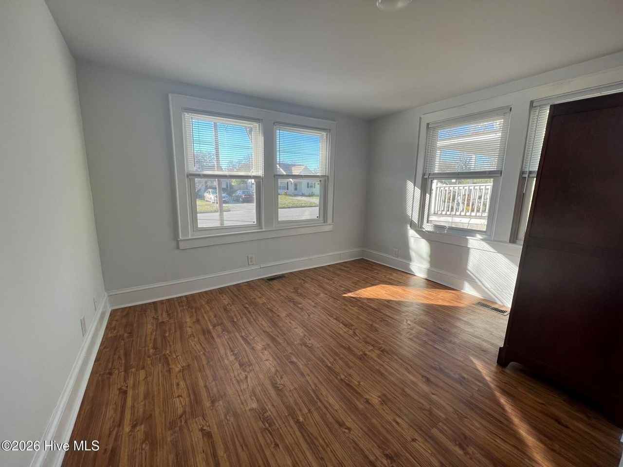 249 N Carolina Ave - Photo 5 of 10