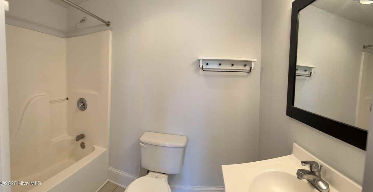 249 N Carolina Ave - Photo 6 of 10