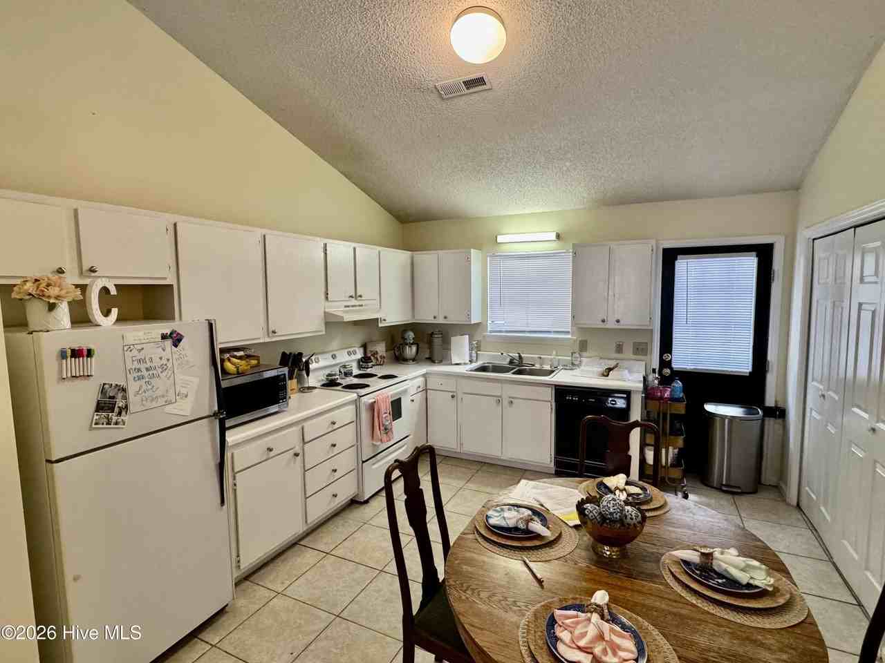 233 Wyndham Cir #A - Photo 4 of 13