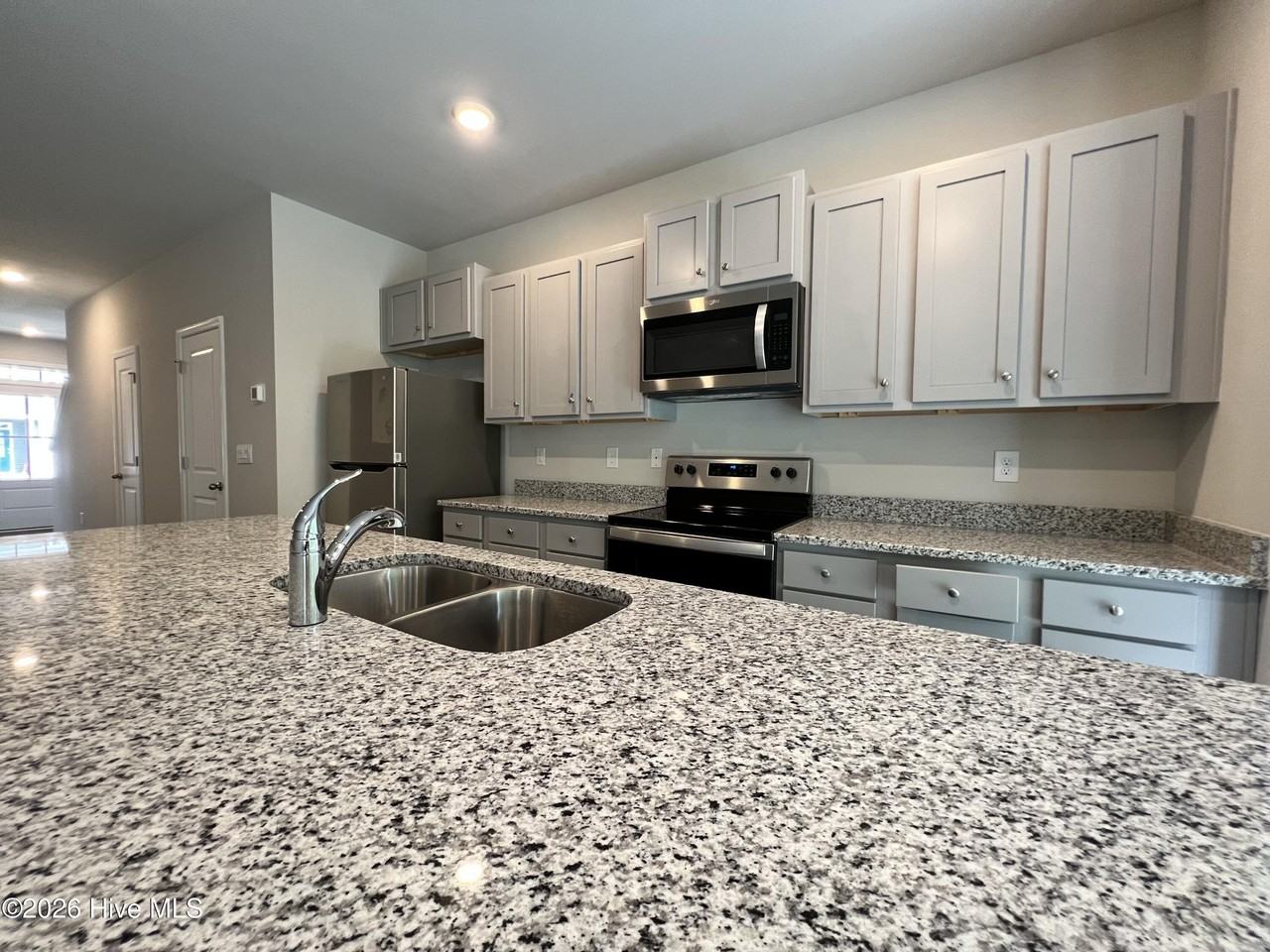 3618 Roseblossom Dr - Photo 5 of 19