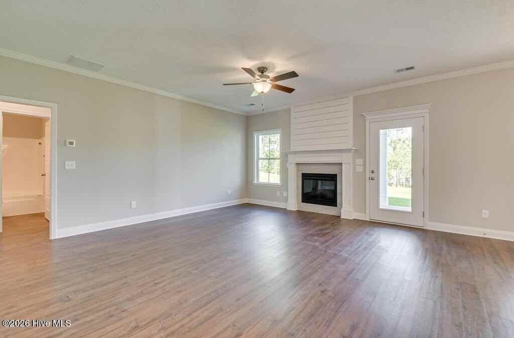 7013 Kingburgh Ln - Photo 2 of 11