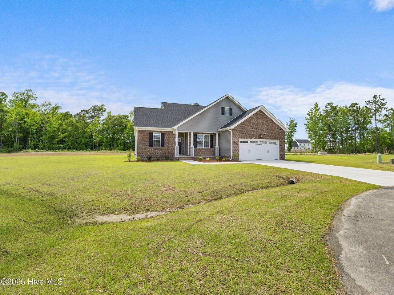 908 Freewoods Ct - Photo 3 of 47