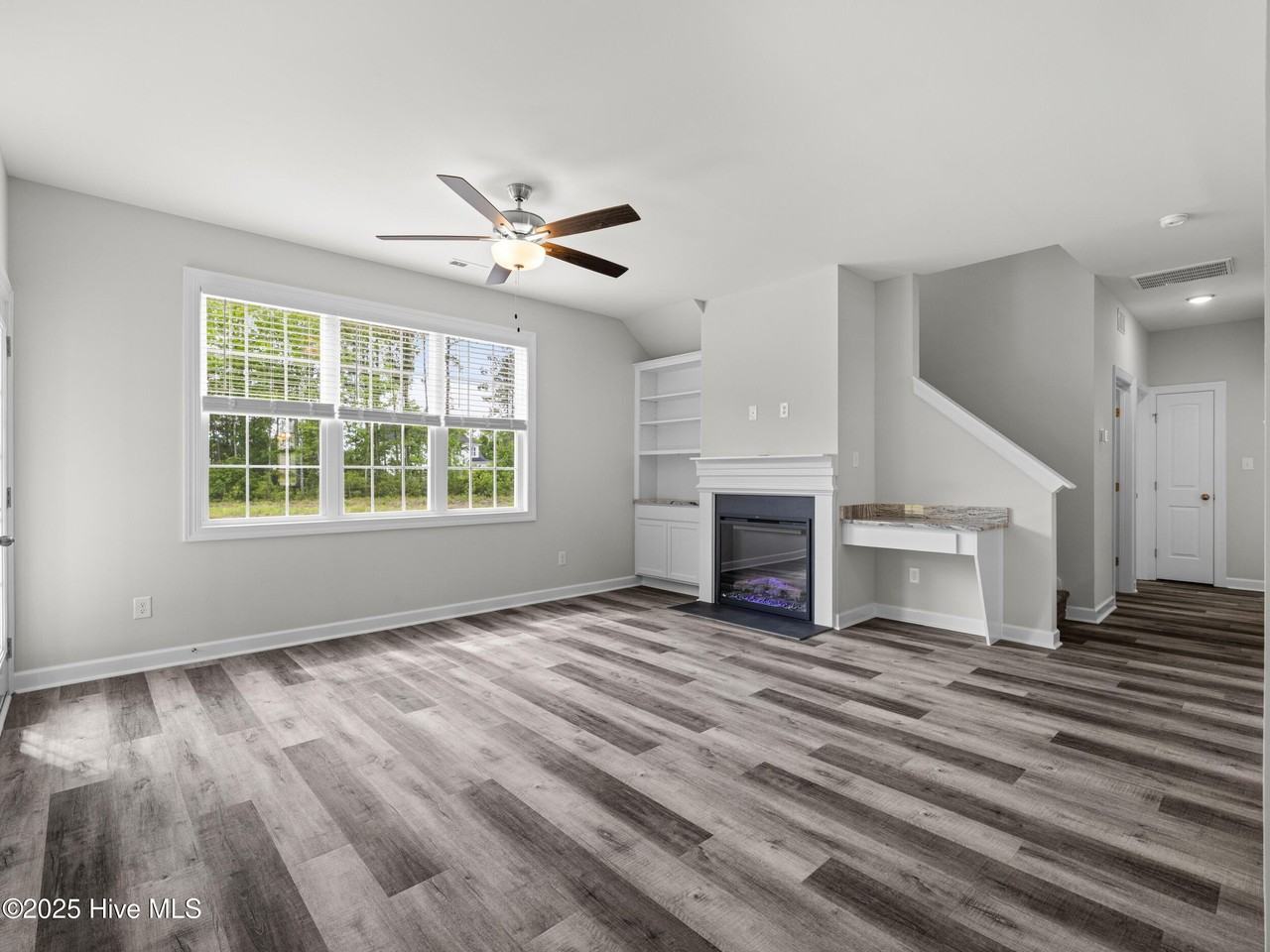 908 Freewoods Ct - Photo 7 of 47