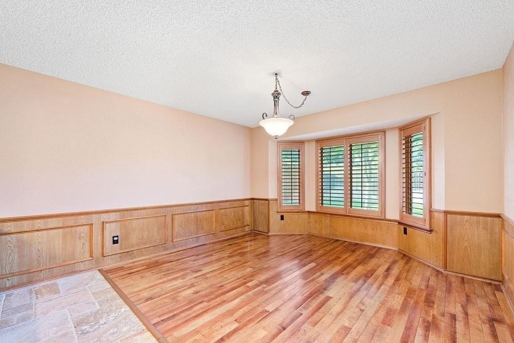 5304 90th St - Photo 5 of 8