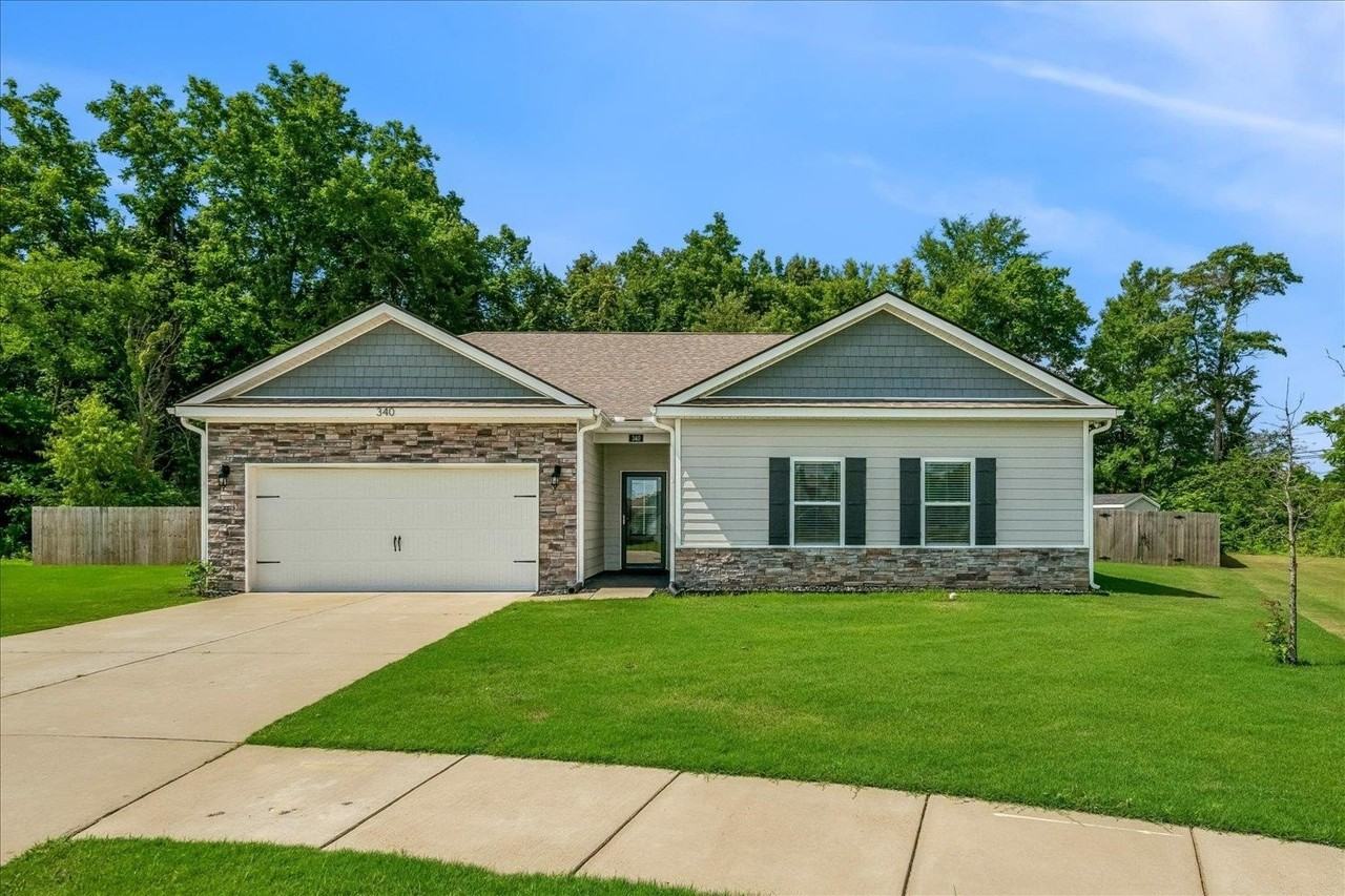 340 Driftwood Loop - Photo 2 of 34