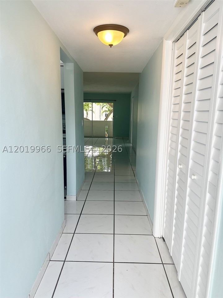 300 Galen Dr #206 - Photo 2 of 38