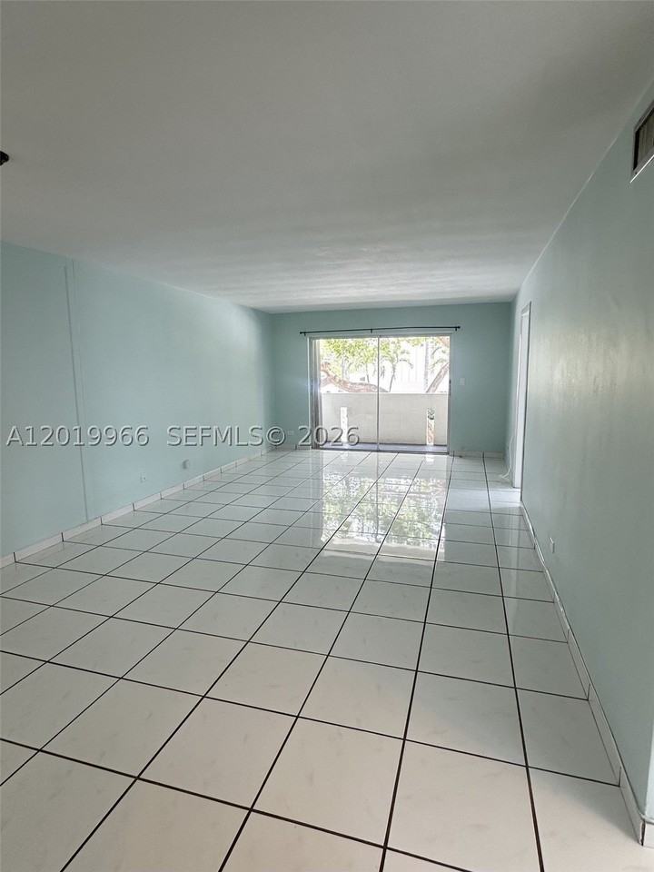 300 Galen Dr #206 - Photo 3 of 38