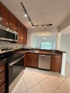 6552 Arleigh Ct #102 - Photo 4 of 24