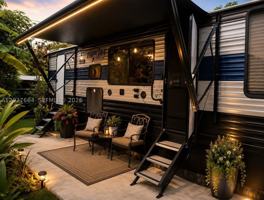 featured image of 735 Ne 162nd St #B