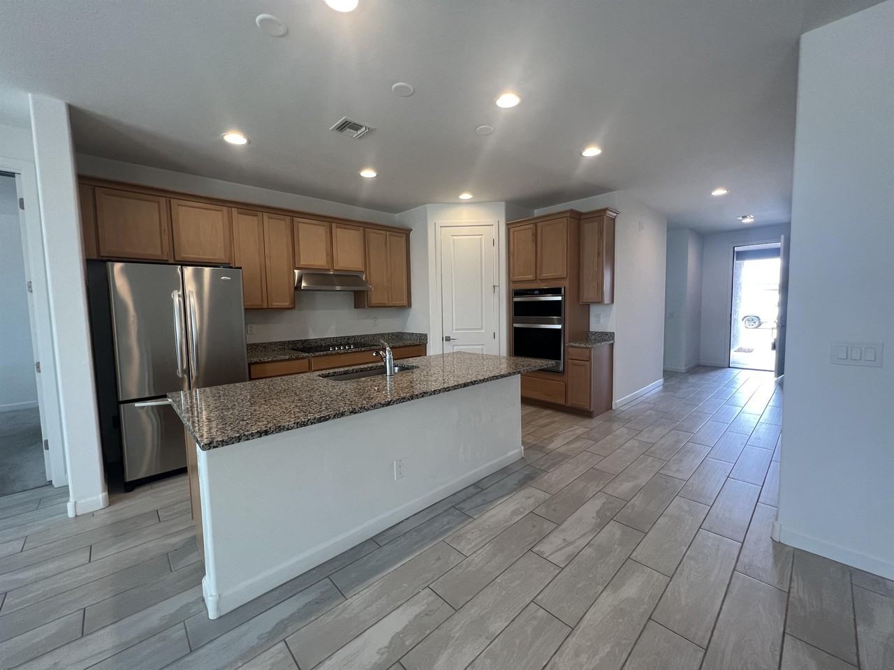 5513 W San Gabriel Ave #1 - Photo 3 of 9