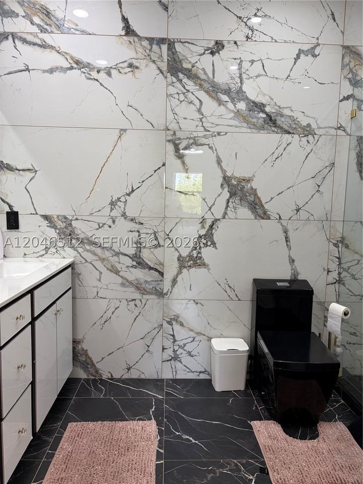 3409 W 92nd Pl #3409 - Photo 3 of 18