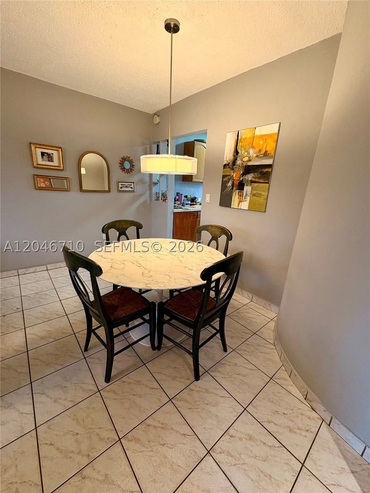 3501 Sw 10th St #1B - Photo 7 of 13