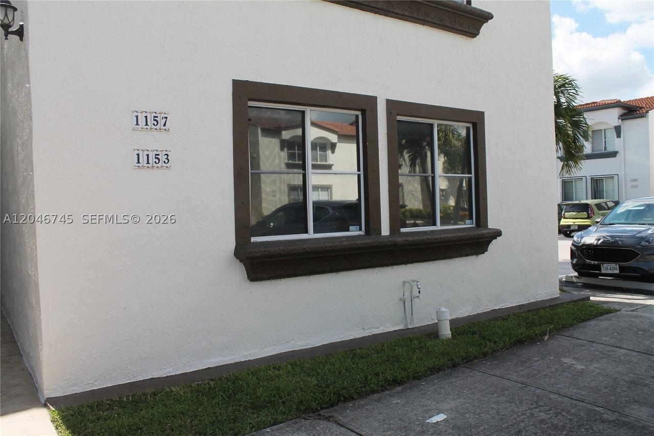 1153 Nw 125th Pl #106 - Photo 4 of 30