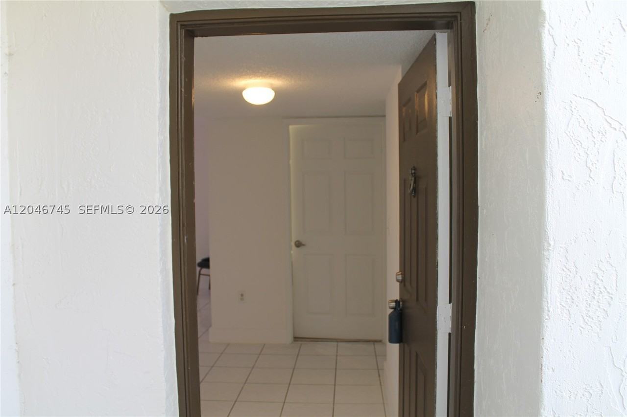 1153 Nw 125th Pl #106 - Photo 5 of 30