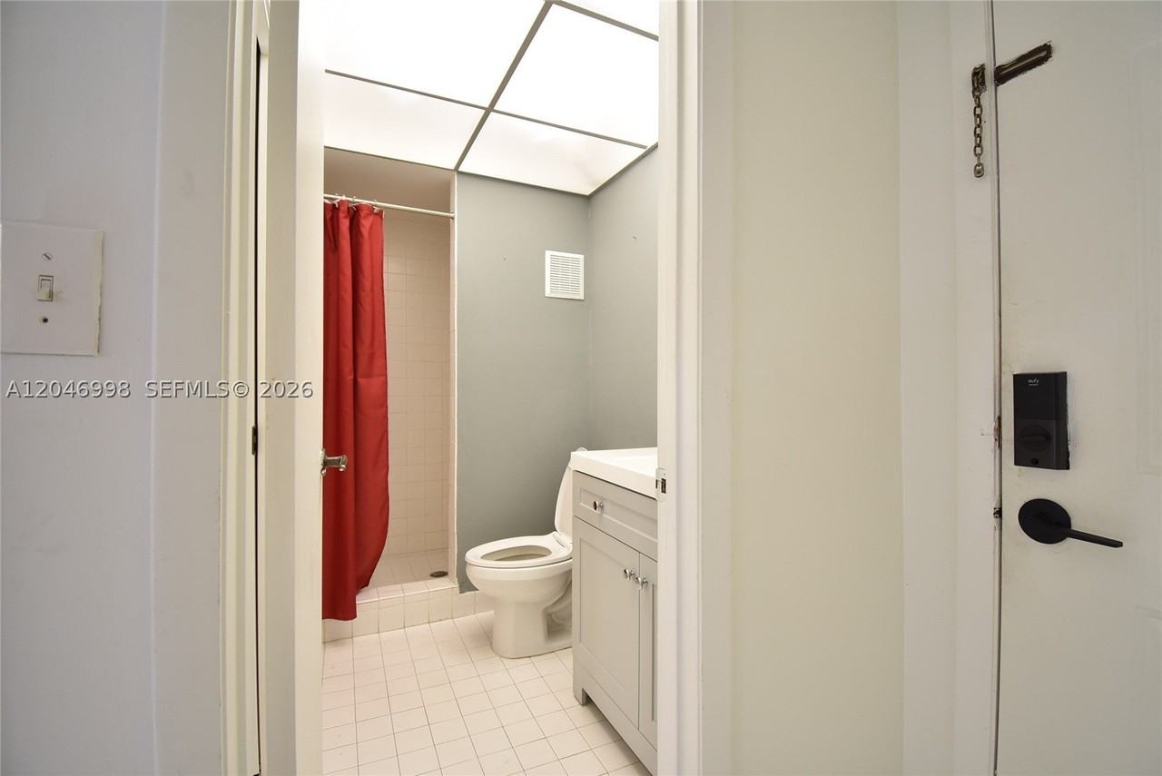 20741 Ne 4th Ct #104 - Photo 3 of 40