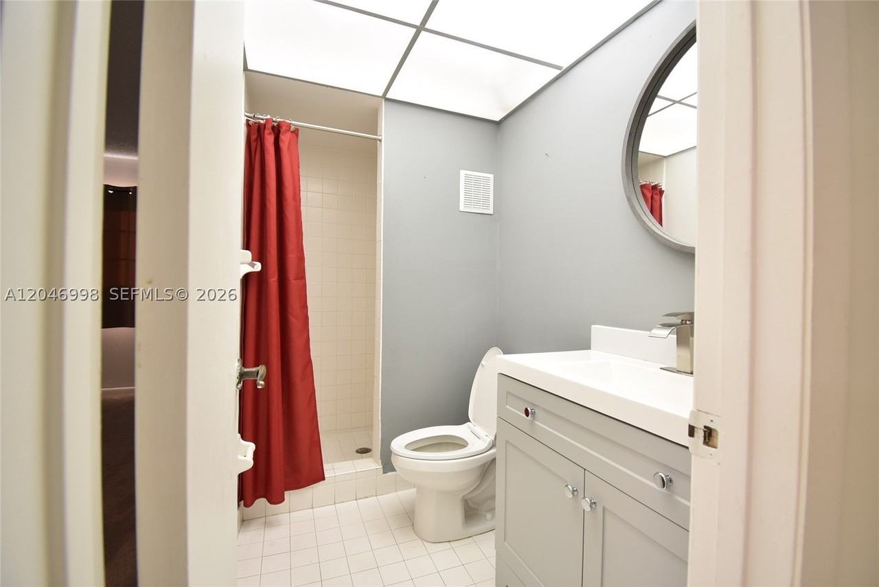 20741 Ne 4th Ct #104 - Photo 4 of 40