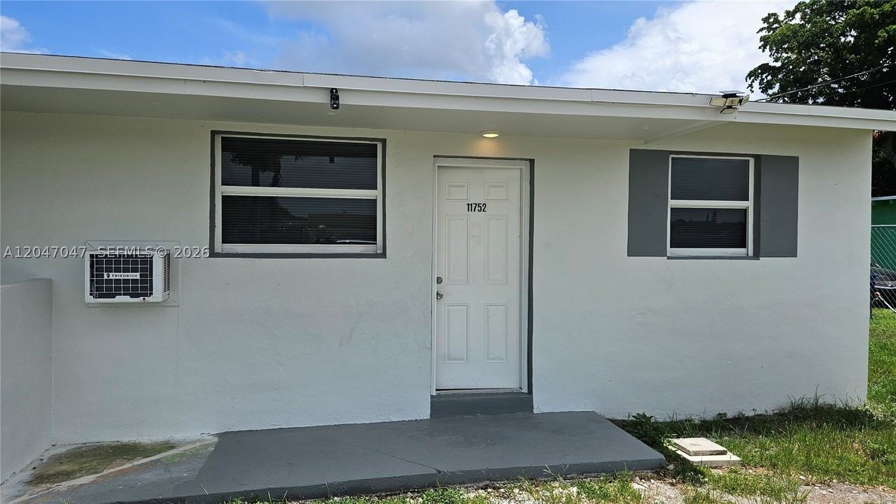 11752 Sw 212th St #0 - Photo 3 of 20