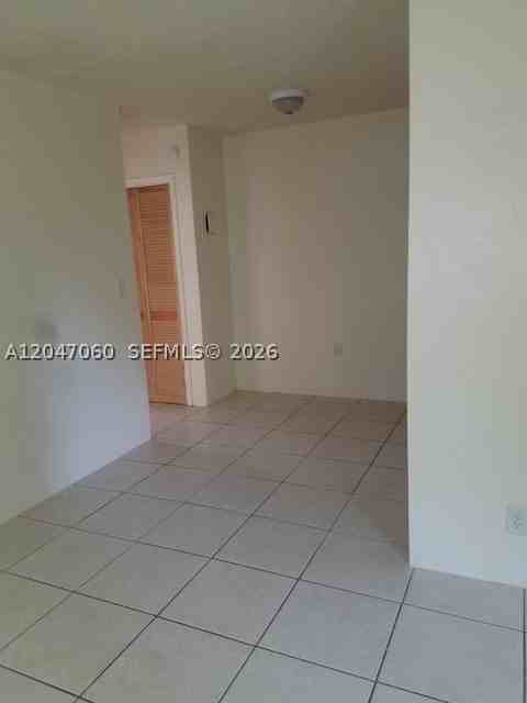 2230 Madison St #14 - Photo 4 of 7