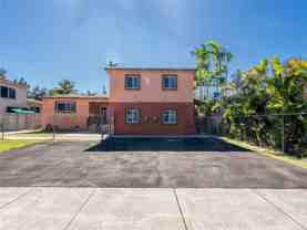 3360 Sw 6th St #TOP - Photo 1 of 1